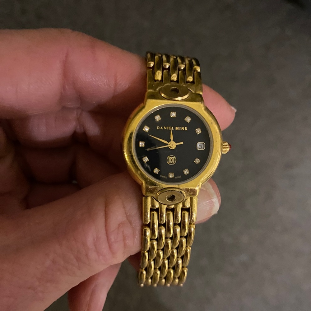 Vintage Daniel Mink Bolero Ladies watch, Onyx Face with 11 diamonds